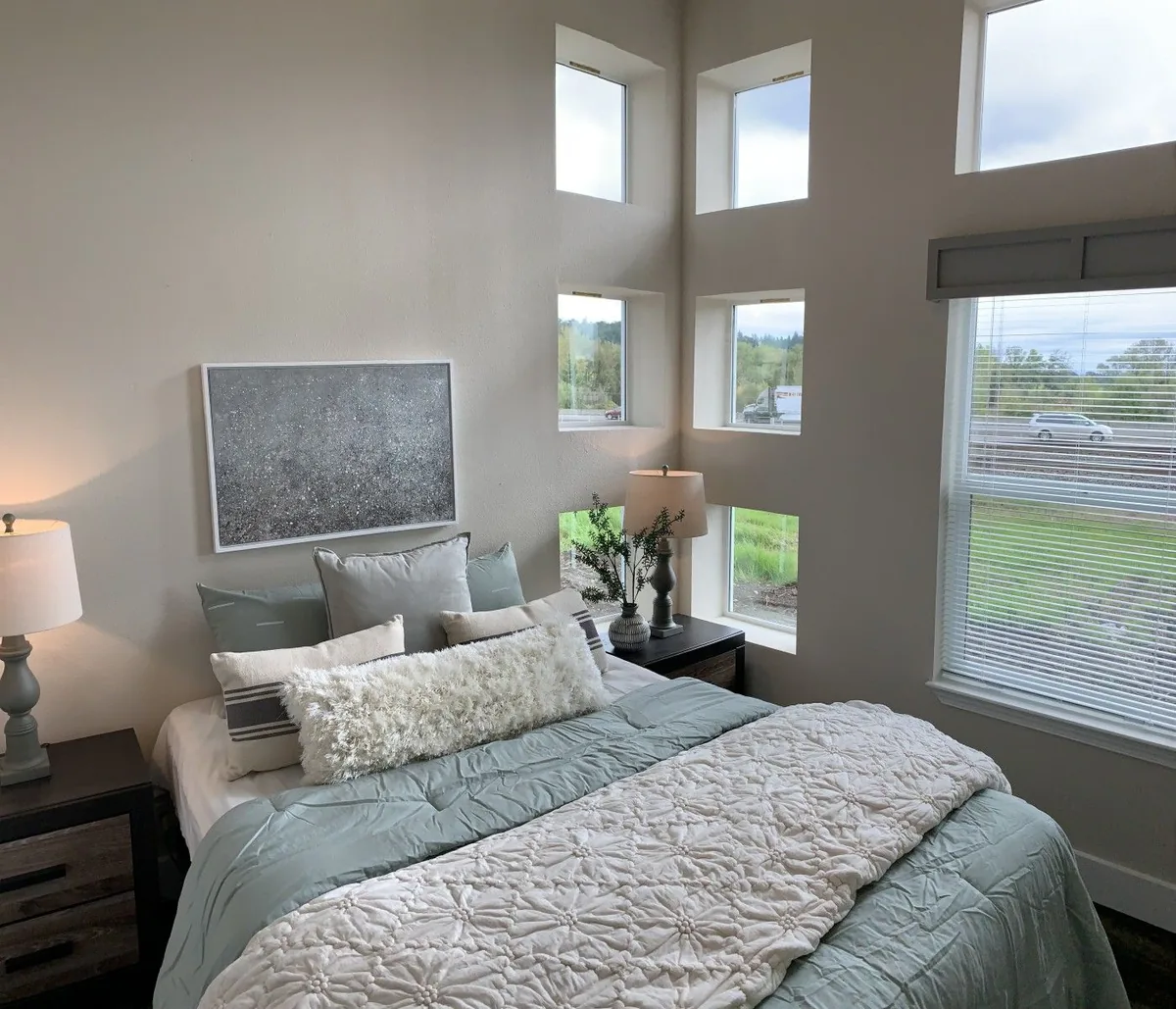 The Capstone photo 8